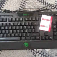 کیبورد گیمینگ TK 8124 کاملاً سالم