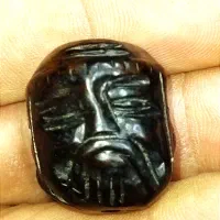 مهره کهنه باستانی