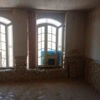 درب خانه و دریچه . در حد نو.