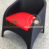 میز و صندلی پلاستیکی کافه باغ همتانهارخوری غذاخوری