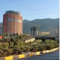 زمین-در-منطقه-برف-فروشان