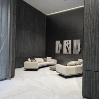 خانم دستیار دفتر ساختمانی