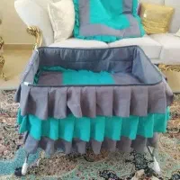 تخت چرخدار نوزاد