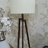 آباژور سه پایه ایستاده