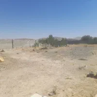 زمین-چهاردیواری