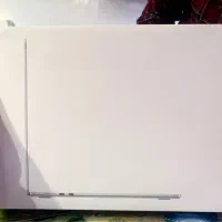 MacBook Air m3  ram 8G 512 G