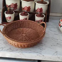 سبد میوه و نان