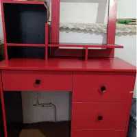 میز آرایشی