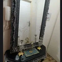 میز و اینه