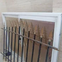 پنجره آلومینیومی با حفاظ