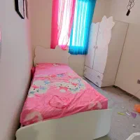 تخت کودک و نوجوان کاملا سالم