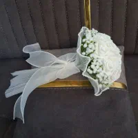 گل مصنوعی دست عروس