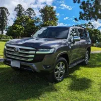 فروش120دستگاه لندکروز 2025 vxr.gxr سفید  مشکی