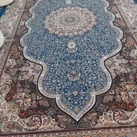 فروش یک دست مبل نیم دایره و دو تخته فرش ۱۵ متری