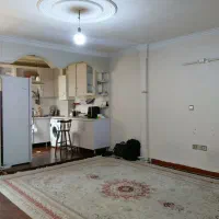۵۸ متر  طبقه اول / شریعتی کشواد  کلیم کاشانی