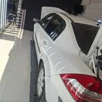 مگان اتومات ۲۰۰۰ مدل ۹۰