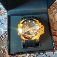ساعت اینویکتا