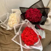 گل ربانی و گل لیلیوم
