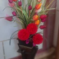 گل و‌گلدان