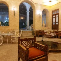 کمک آشپز ایرانی