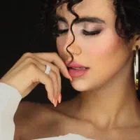 ارایش و شینیون رایگان به مدت یک ماه