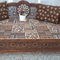 تخت با گلیم فرش نو