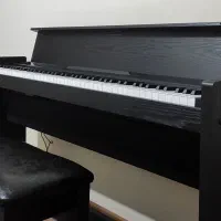 فروش پیانو دیجیتال کرگ Lp380