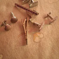 دکمه سردست و گیره کراوات