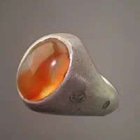 انگشتر عقیق کهنه