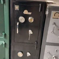 گاوصندوق ۵۰۰ کلیویی دوطبقه کاوه درحد نو