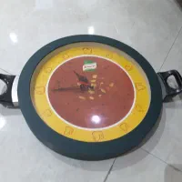 ساعت دیواری مدل ماهیتابه، مناسب برای آشپزخانه