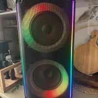 اسپیکر قابل حمل شارژی با میکروفن