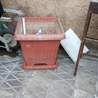 گلدان پلاستیکی بزرگ