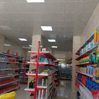 یخچالو قفسه سوپرمارکت درحدنو