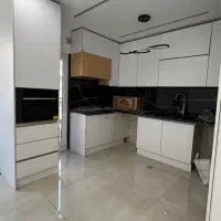 گیشا ۶۰ متر رو به کوچه