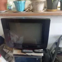 یک دستگاه تلویزیون مدل سامسونگ سایز ۲۱