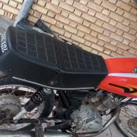 متور ۱۲۵  پارکینگی معاوضه با سگ پشمالو