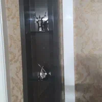دو باکس امتر و۷۰ کنار تلوزیون