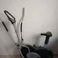 دوچرخه ثابت دیجیتالی