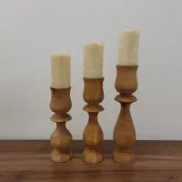 جا شمعی چوبی با شمع