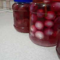 ترشی پیاز خوش رنگ وخوش مزه.ان
