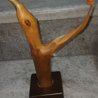 مجسمه چوبی  دست ساز یک تیکه عقاب انتزاعی