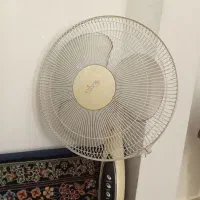 سلام دوستان