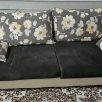 مبل ۷نفره، نیاز تعمیر بدلیل کنده شدن روکش چرم