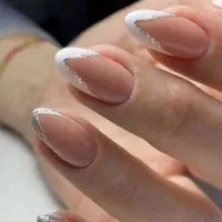 کاشت ناخن کاملا مسلط و حرفه ای