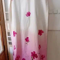 کنار پرده ای