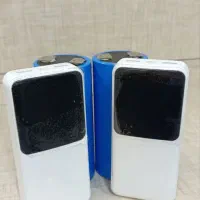 پاوربانک ۲۰۰۰۰ سوپر فست با نمایشگر و کابل اضافه