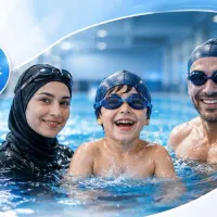 ثبت‌نام کلاس شنا با بودجه انتخابی مناسب همه سنین