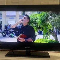 تلوزیون lcd سامسونگ ۴۰ اینچ