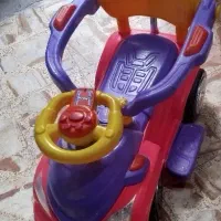 ماشین چهار چرخ